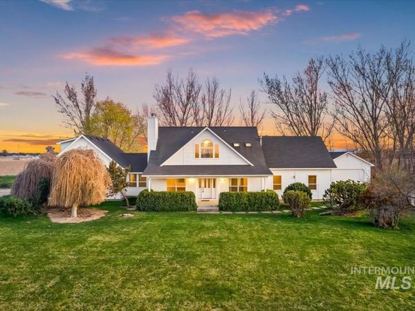 6129 Ustick Rd, Nampa, ID 83687