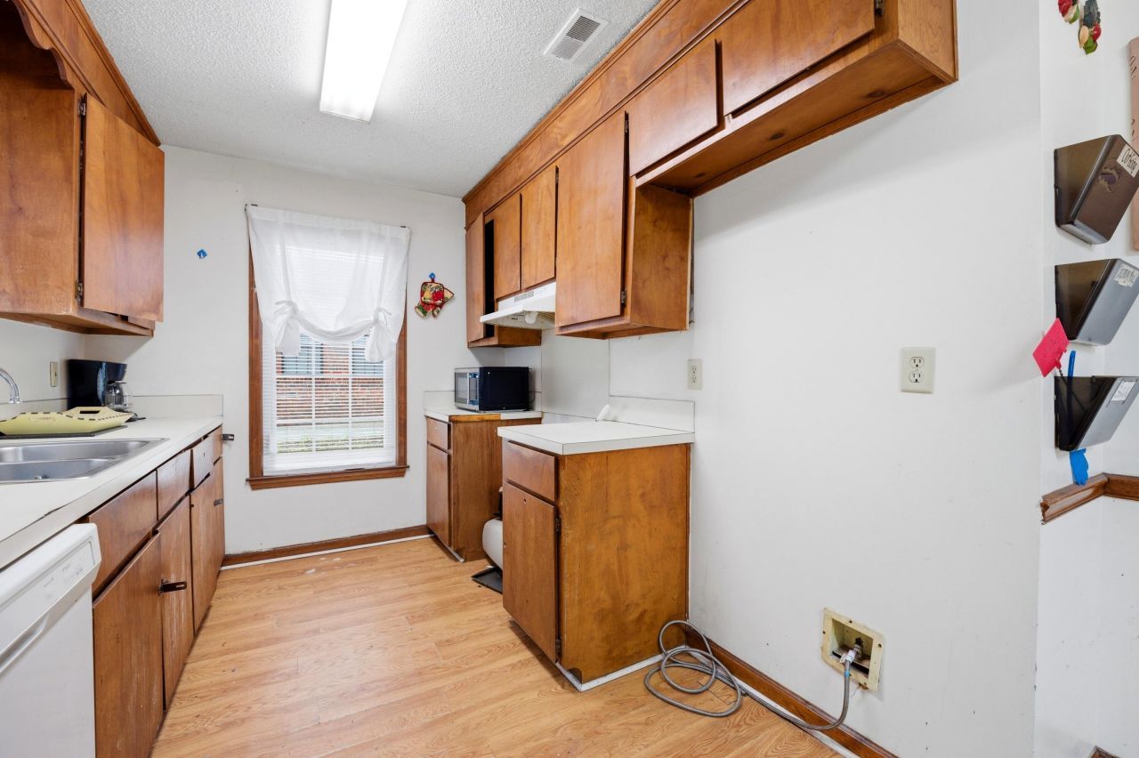 522 Temple Road Photo 11