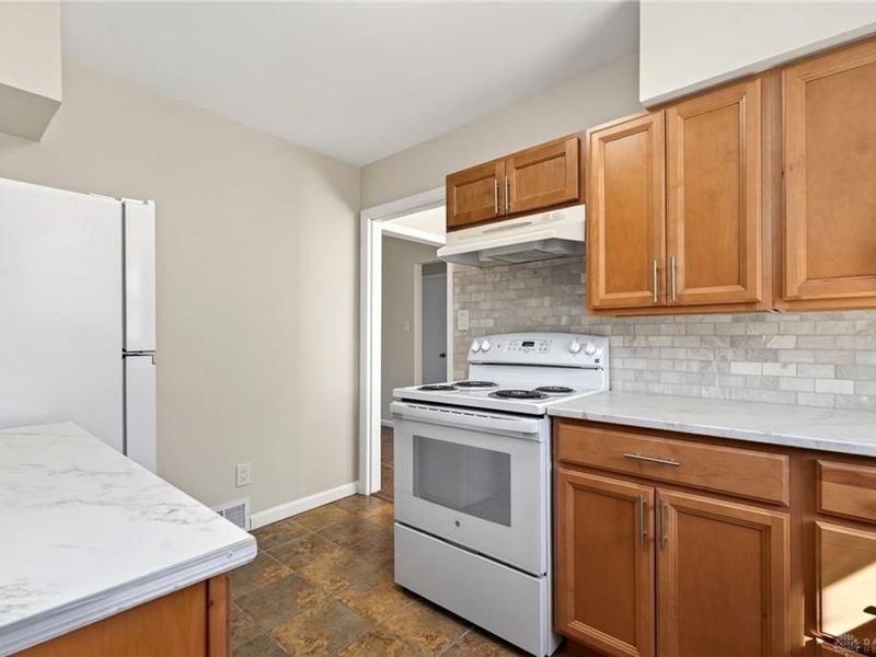 2800 Shafor Boulevard, Unit 1, Oakwood, OH 45419 Photo 8