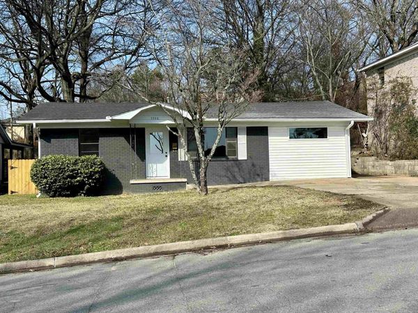 7702 Iowa Drive, Little Rock, AR 72227
