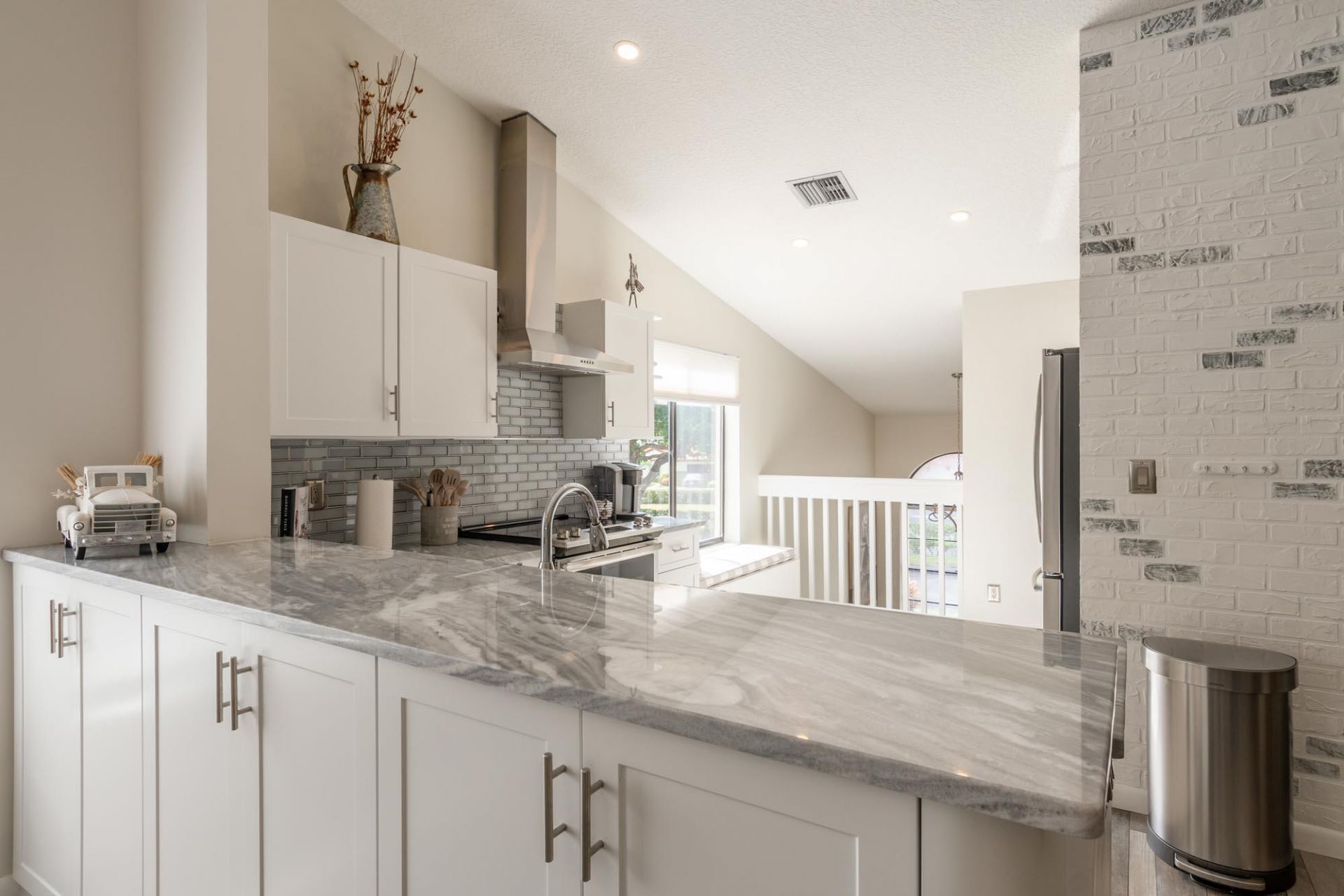 10624 Tropic Palm Avenue, Unit 202, Boynton Beach, FL 33437 Photo