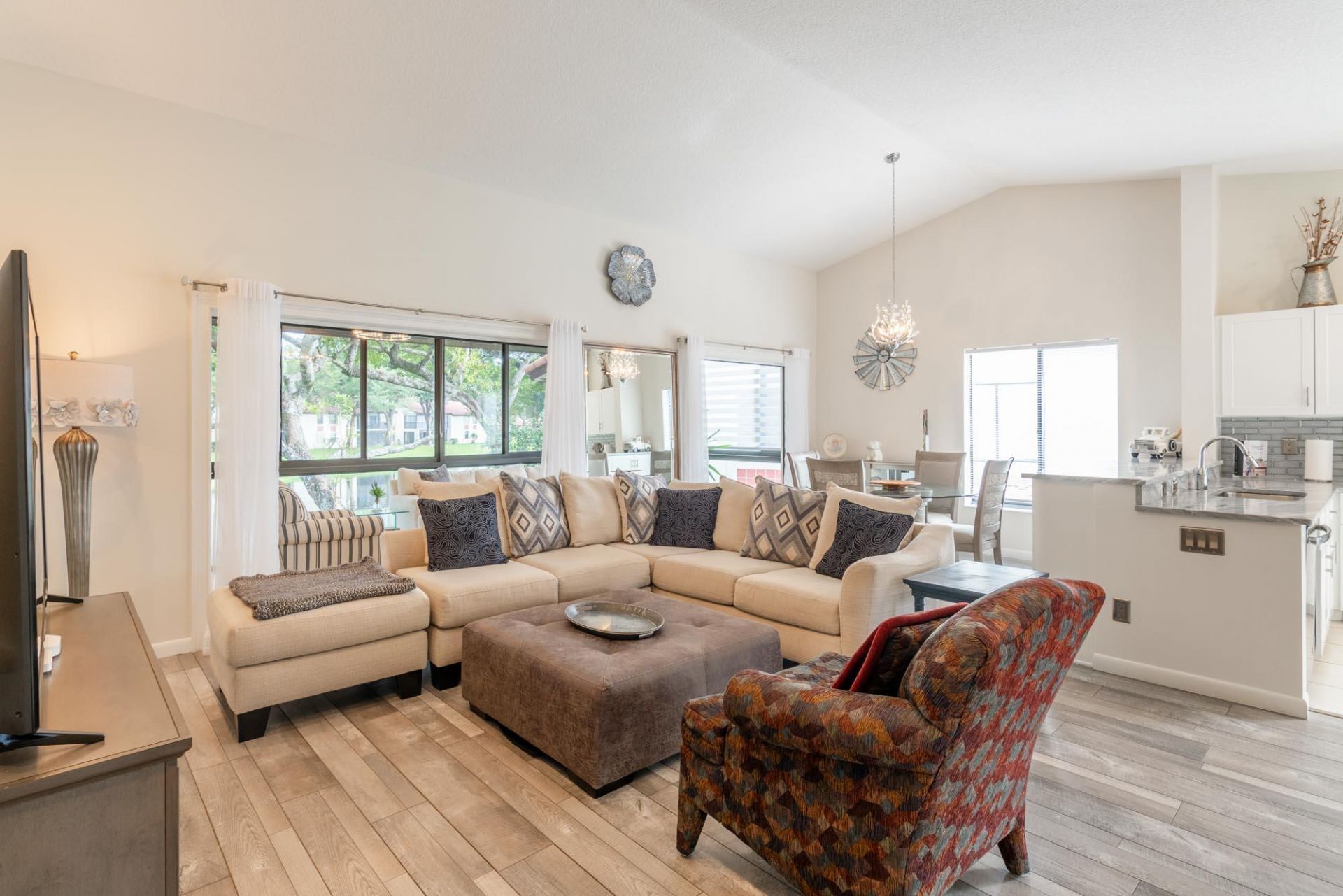 10624 Tropic Palm Avenue, Unit 202, Boynton Beach, FL 33437 Photo