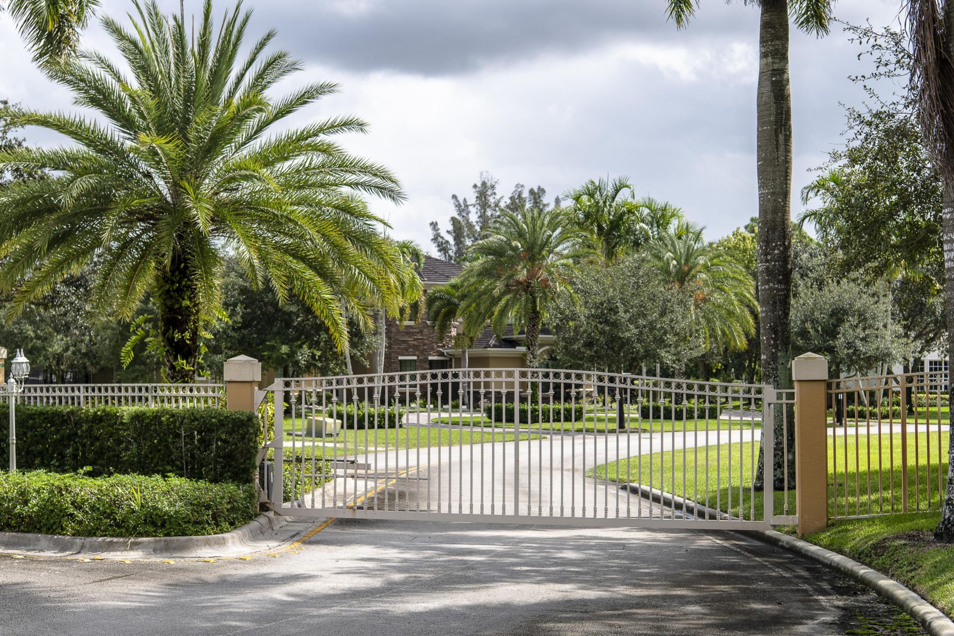 9900 Winding Rdg Lane, Davie, FL 33324 Photo