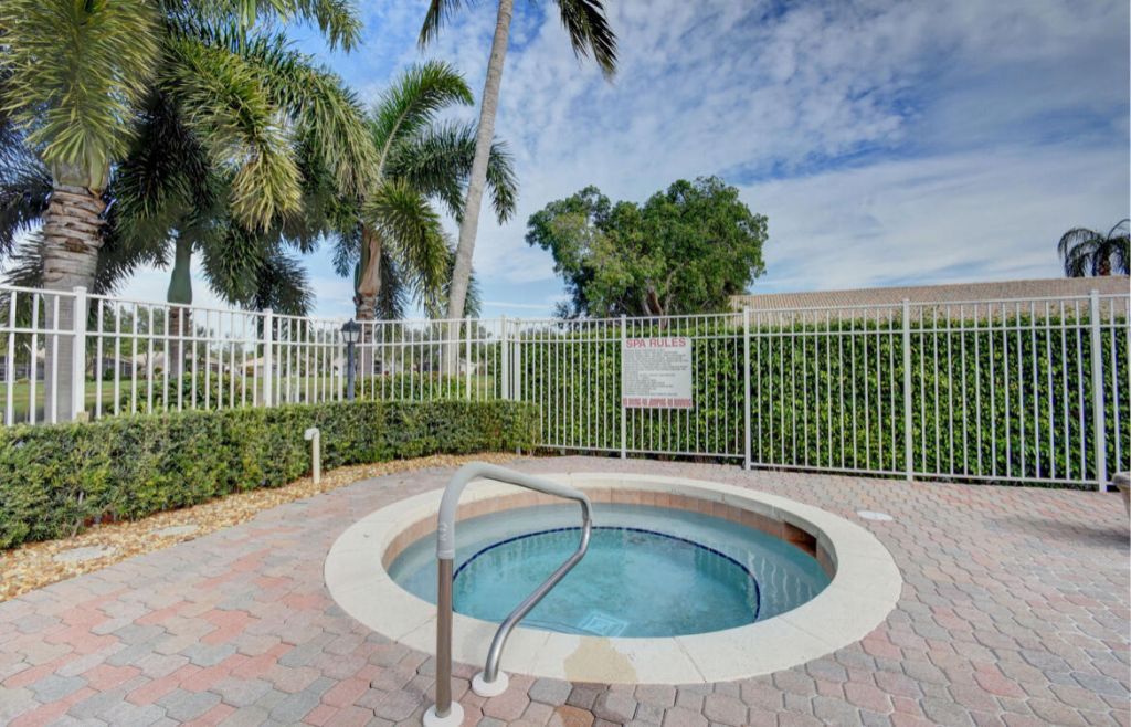 7207 Modena Drive, Boynton Beach, FL 33437 Photo