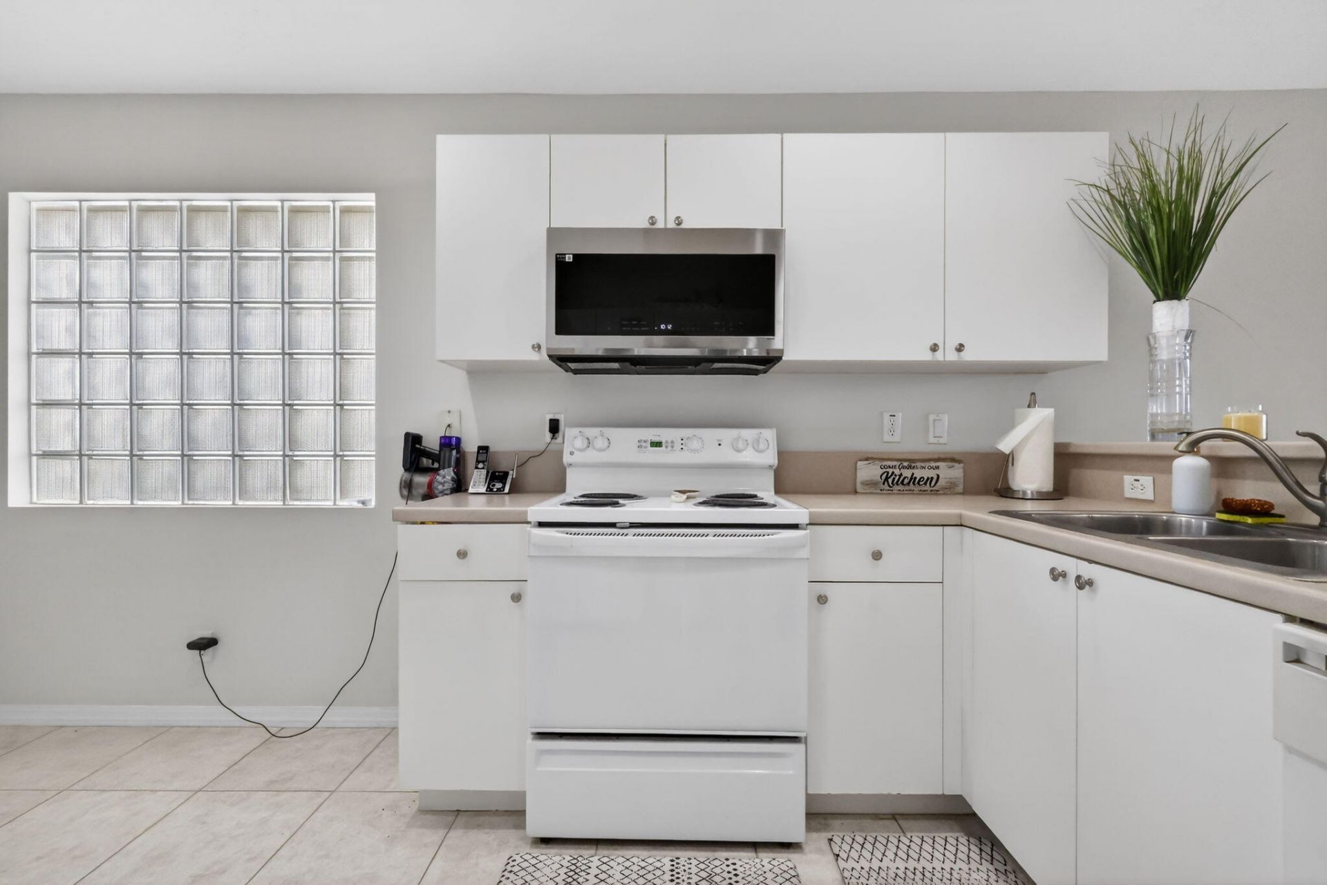 7207 Modena Drive, Boynton Beach, FL 33437 Photo