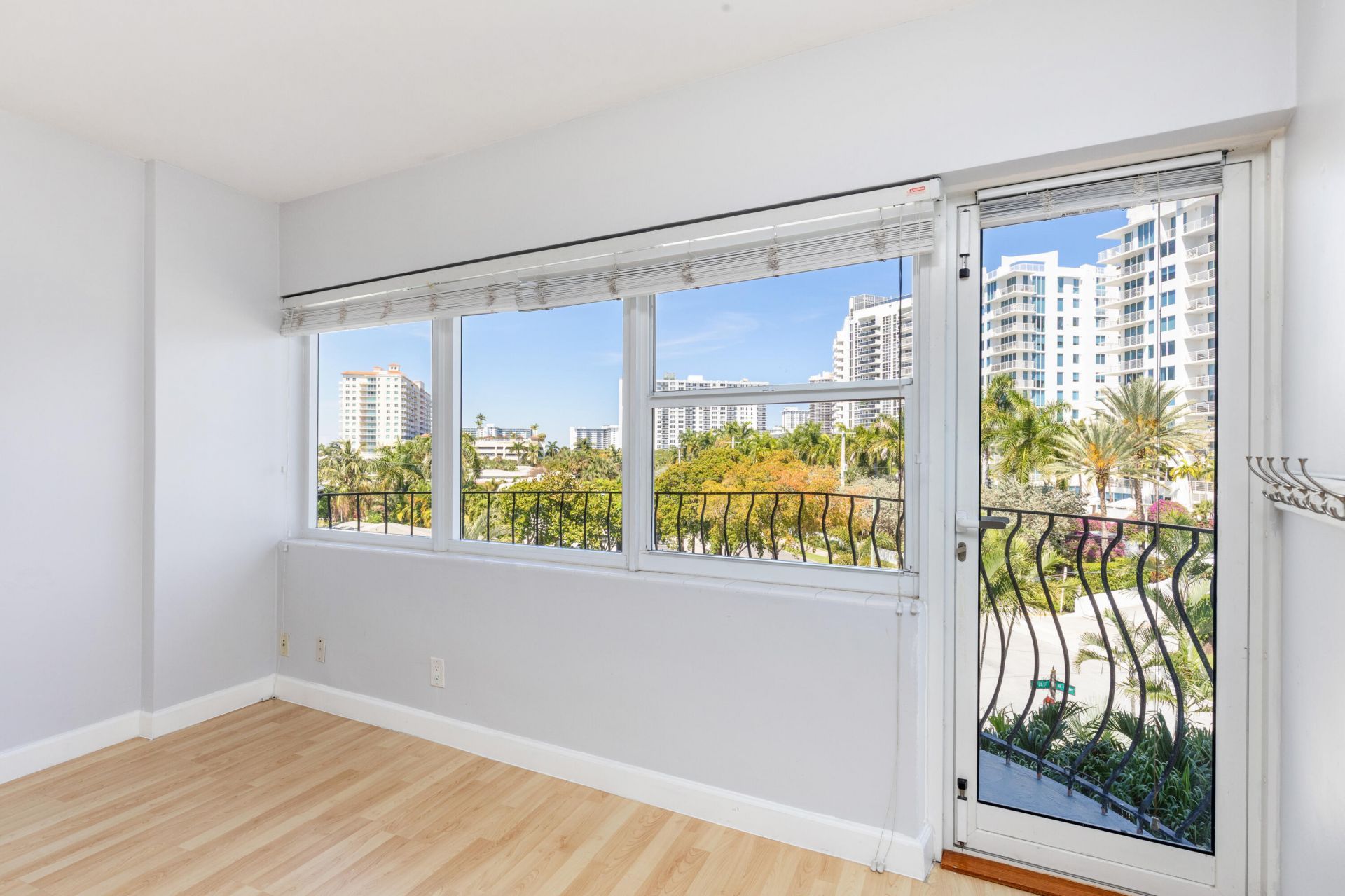 3250 NE 28th Street, Unit 404, Fort Lauderdale, FL 33308 Photo