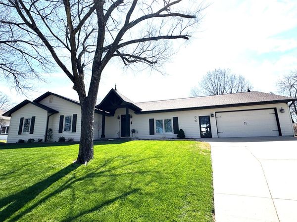 8 Midview Drive, Kimberling City, MO 65686