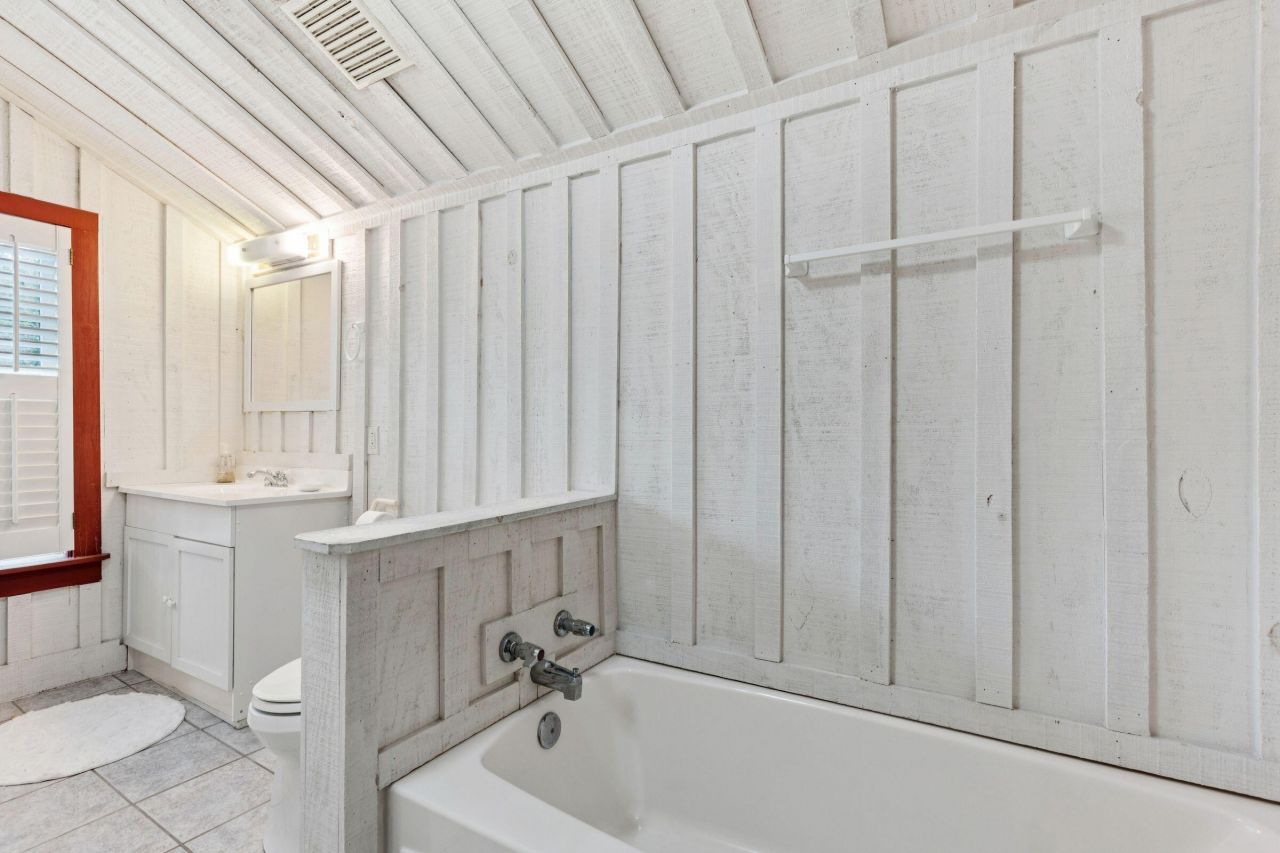 44 Hook Drive Photo 34