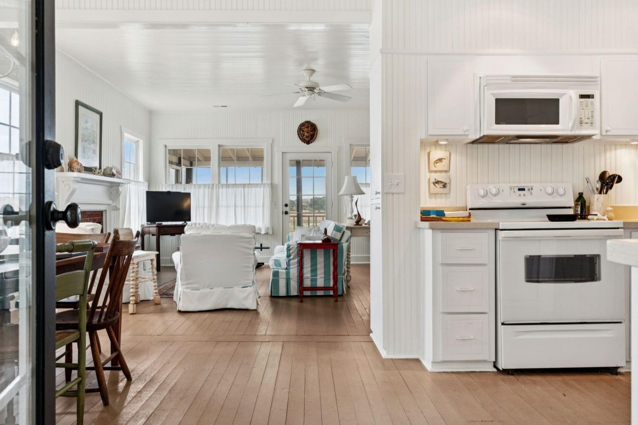 44 Hook Drive Photo 43