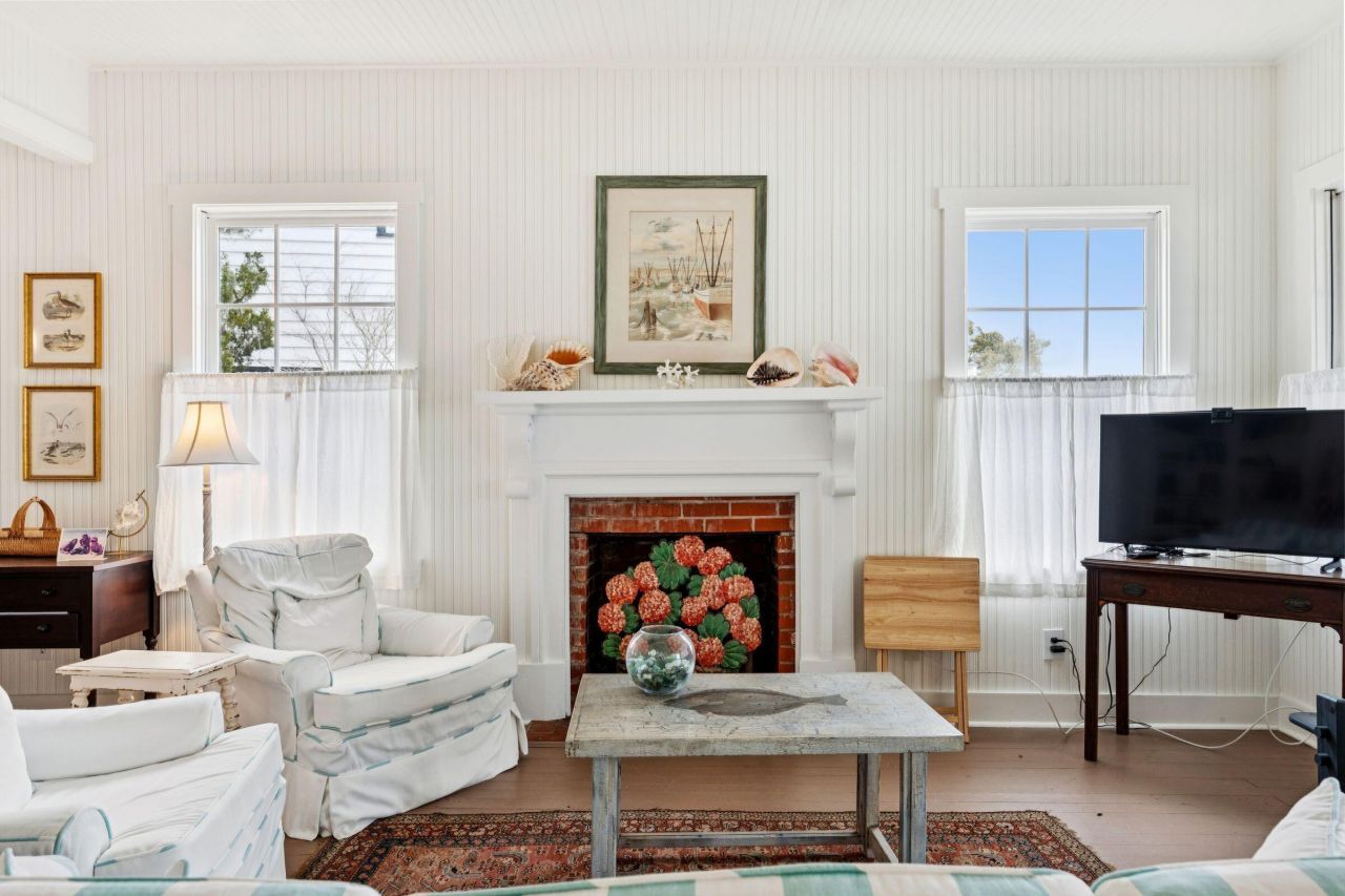 44 Hook Drive Photo 49