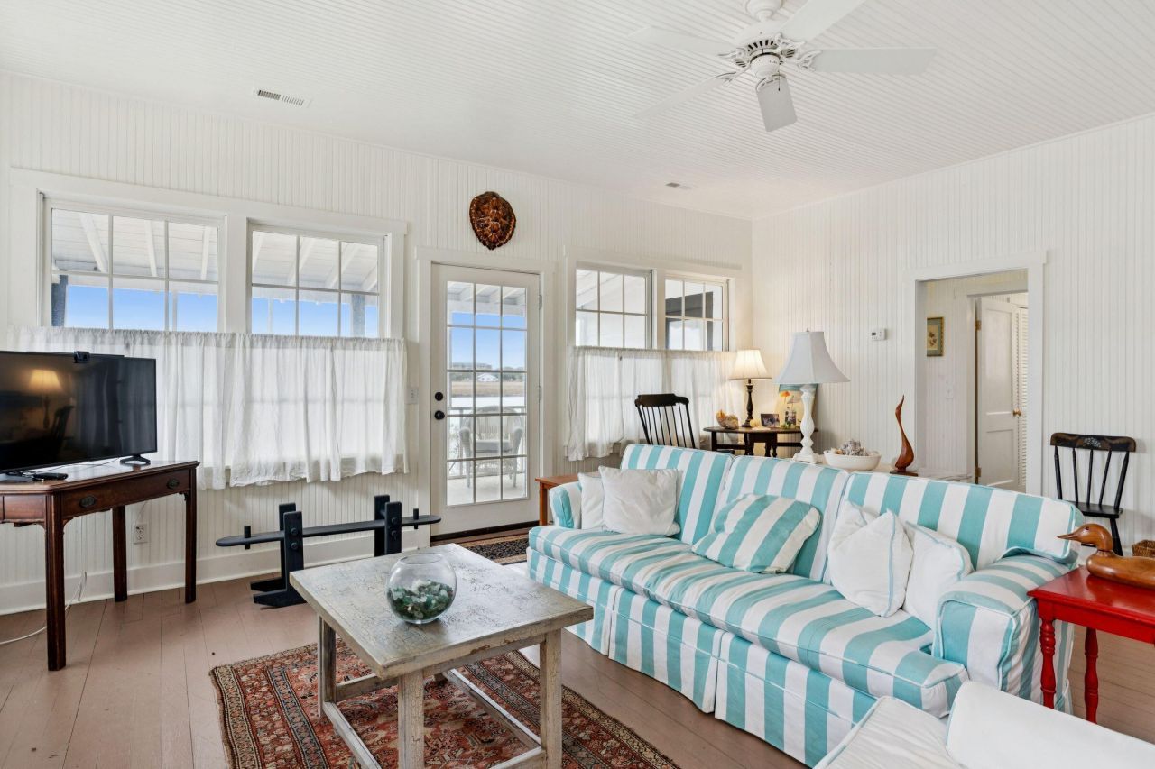 44 Hook Drive Photo 50