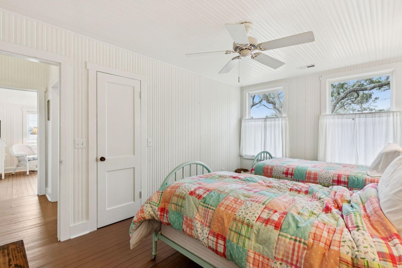 44 Hook Drive Photo 55