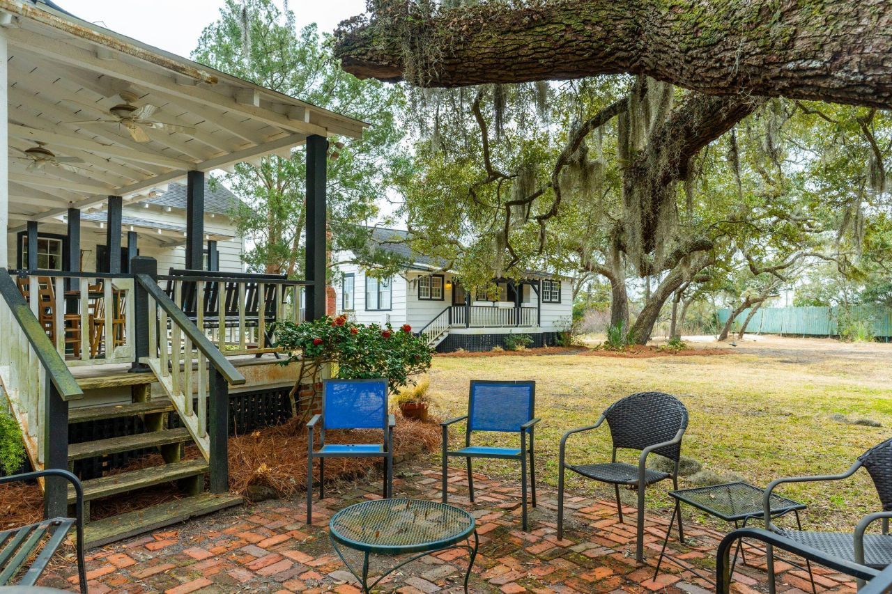 44 Hook Drive Photo 6