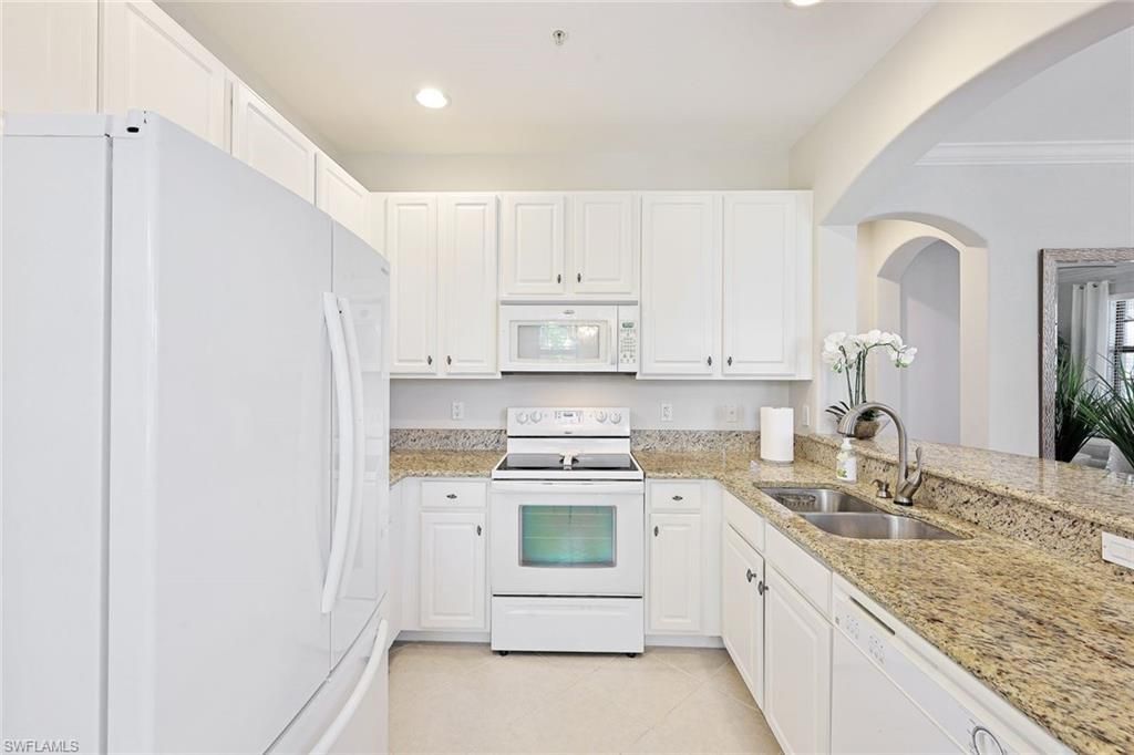 1423 Santiago Cir, Unit 1702, Naples, FL 34113 Photo