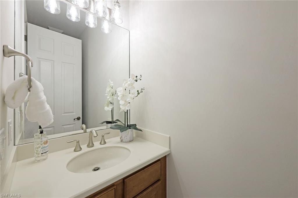 1423 Santiago Cir, Unit 1702, Naples, FL 34113 Photo