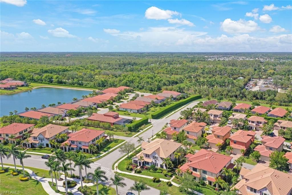 1423 Santiago Cir, Unit 1702, Naples, FL 34113 Photo