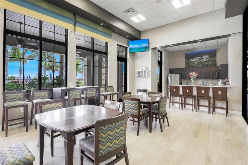 1423 Santiago Cir, Unit 1702, Naples, FL 34113 Photo