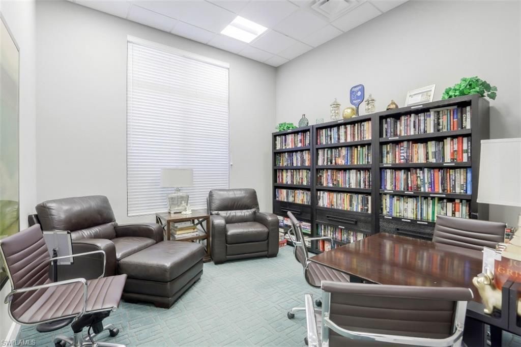 1423 Santiago Cir, Unit 1702, Naples, FL 34113 Photo