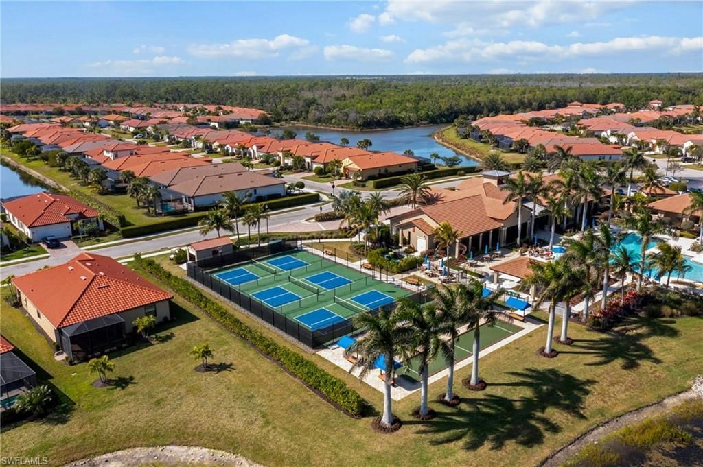 1423 Santiago Cir, Unit 1702, Naples, FL 34113 Photo