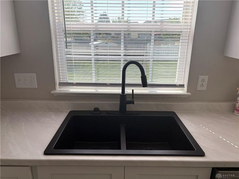 2308 Queensway Drive, Miami Township, OH 45342 Photo 7