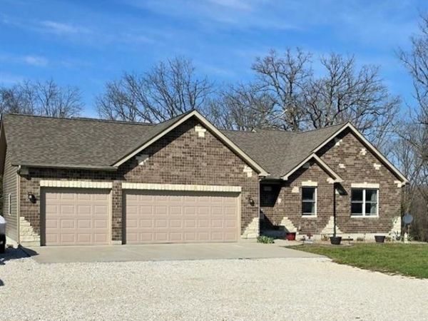 29 Fox Run Drive, Wright City, MO 63390