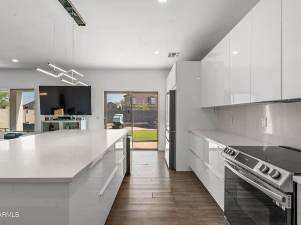 14215 W EVANS Drive, Surprise, AZ 85379