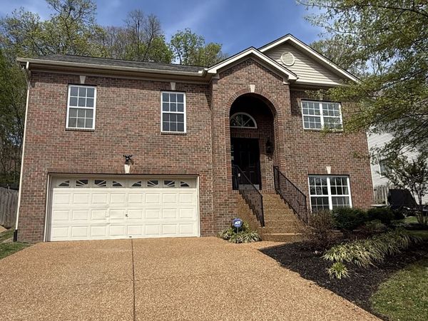 1078 Willoughby Station Blvd, Mount Juliet, TN 37122