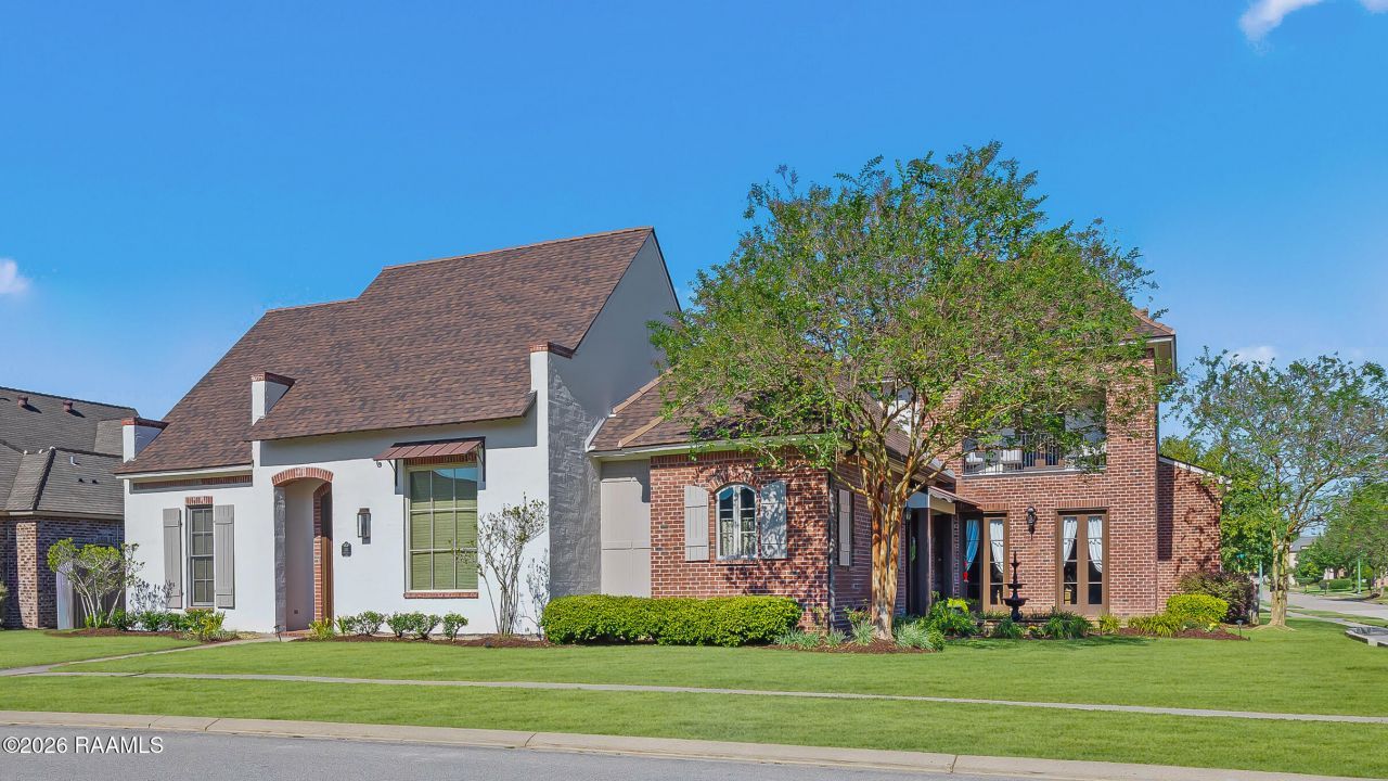 100 Candlewood Drive , Lafayette, LA 70508 Main Photo