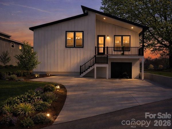 45 Klimovych Road, Hendersonville, NC 28792