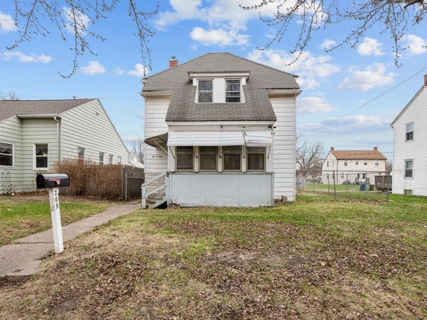 209 S Thornwood Avenue, Davenport, IA 52802