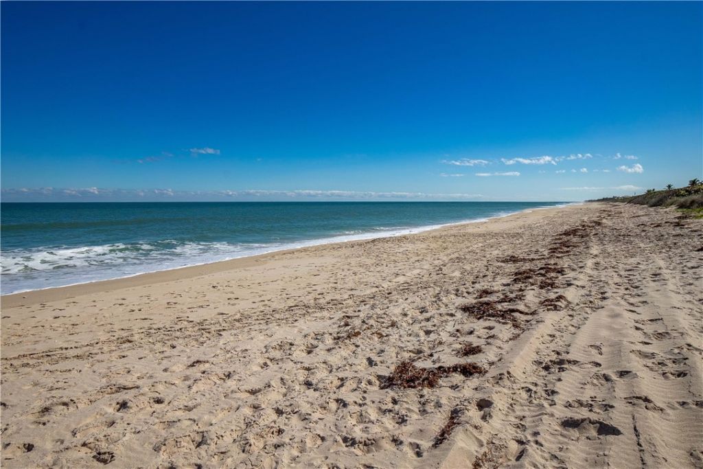 12576 Highway A1a, Vero Beach, FL 32963 Photo