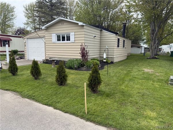 55 Aspen Street, Akron, NY 14001