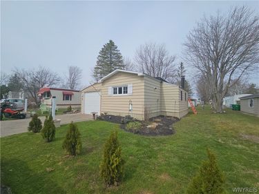 55 Aspen Street, Akron, NY 14001