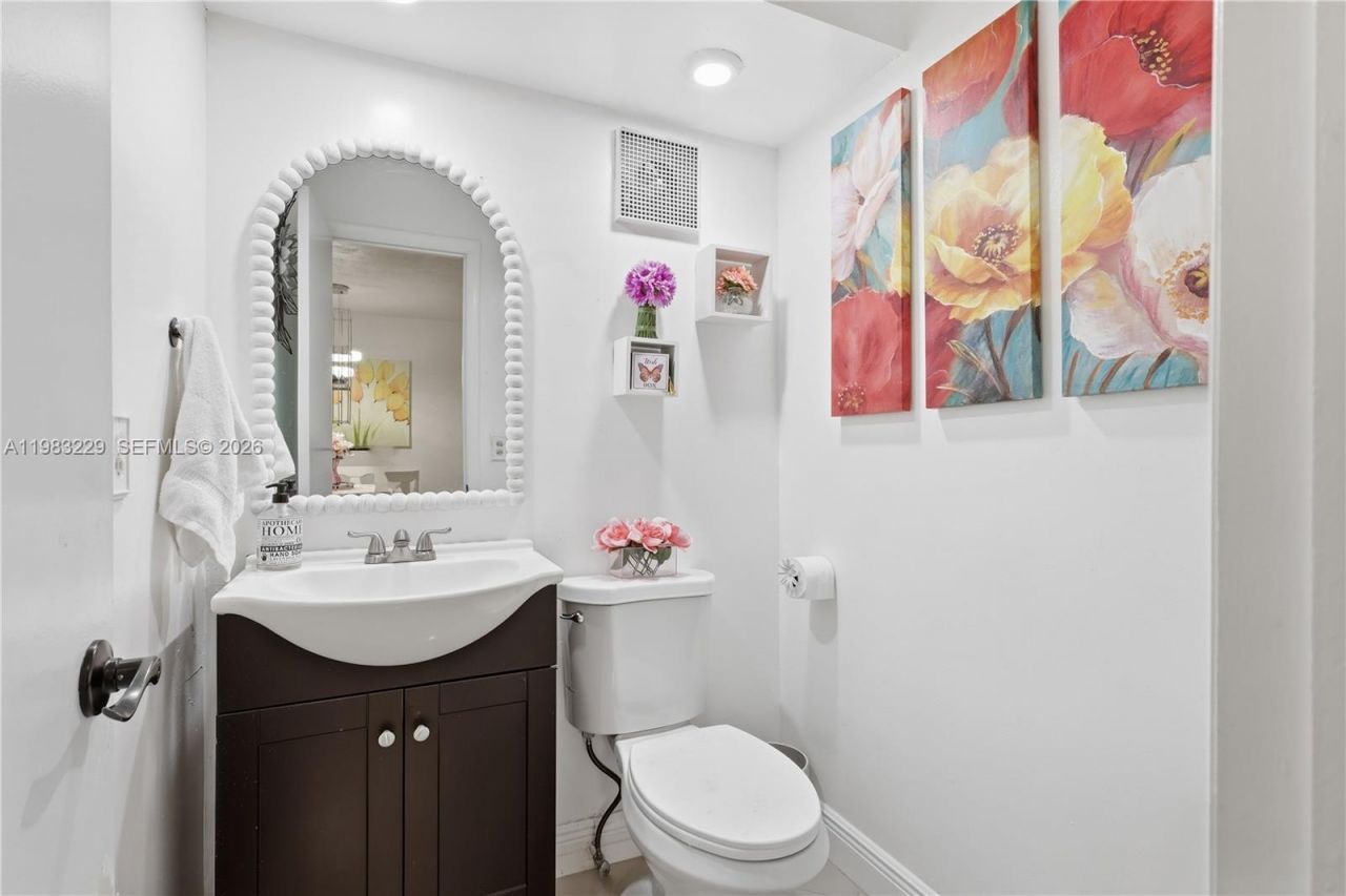 7100 NW 17th St, Unit 210, Plantation, FL 33313 Photo