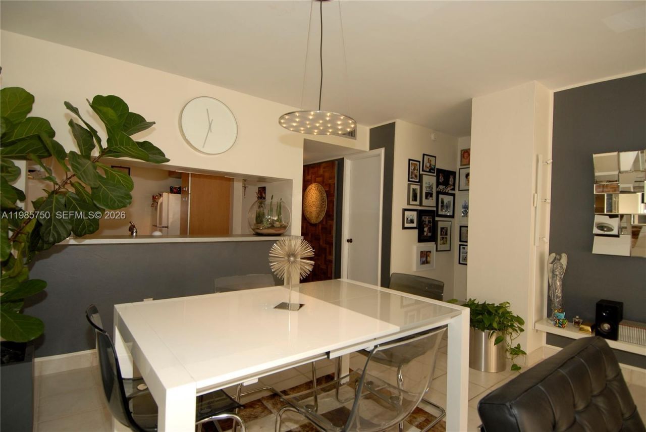 600 NE 36th St , Unit 1212, Miami, FL 33137 Photo
