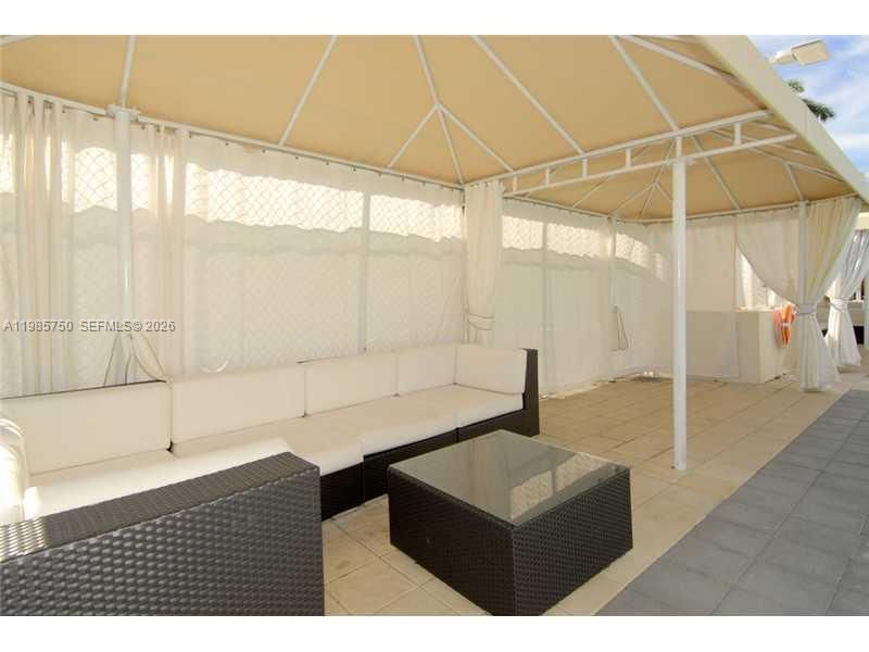 600 NE 36th St , Unit 1212, Miami, FL 33137 Photo