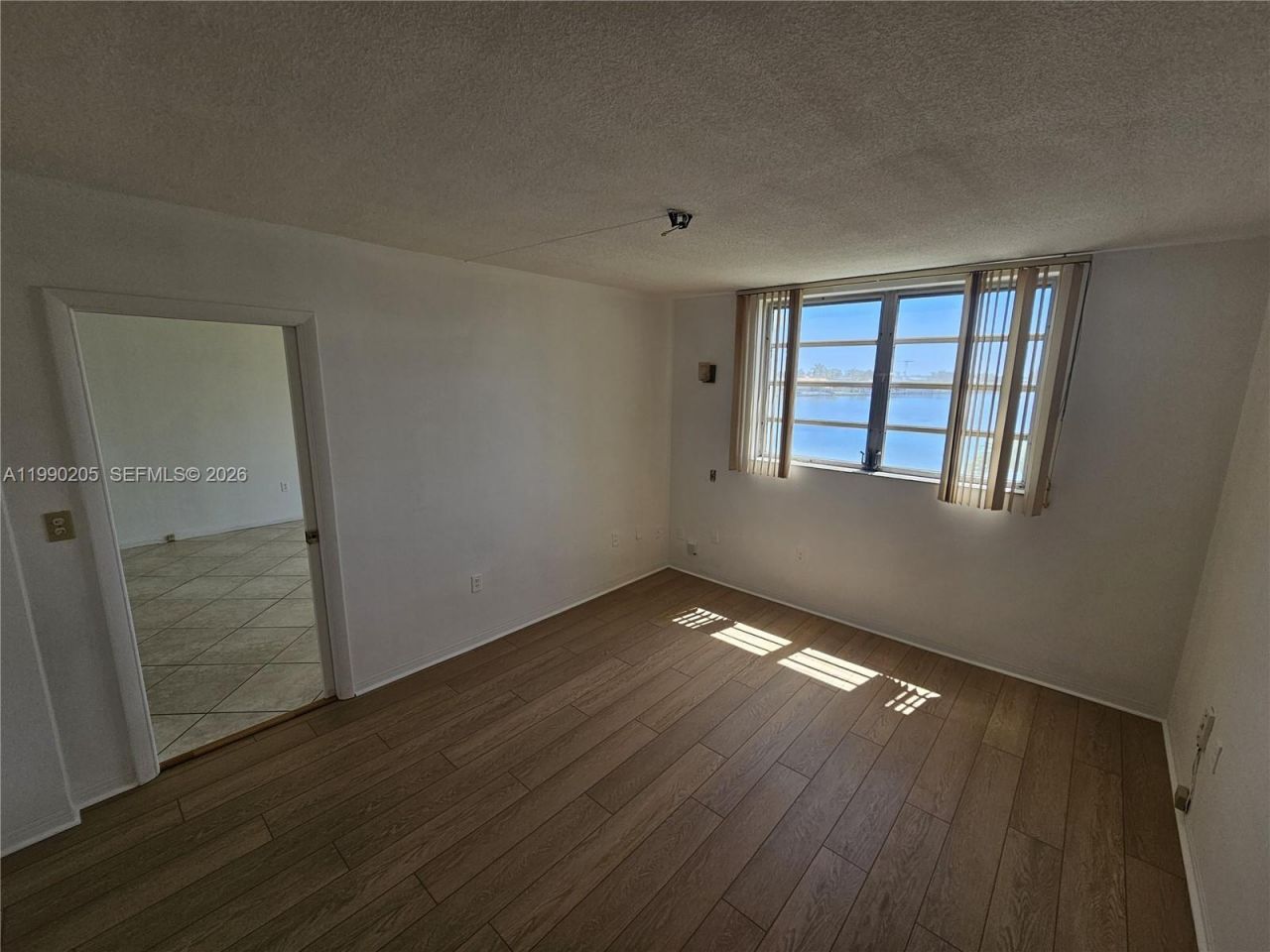 3020 Marcos Dr , Unit S310, Aventura, FL 33160 Photo