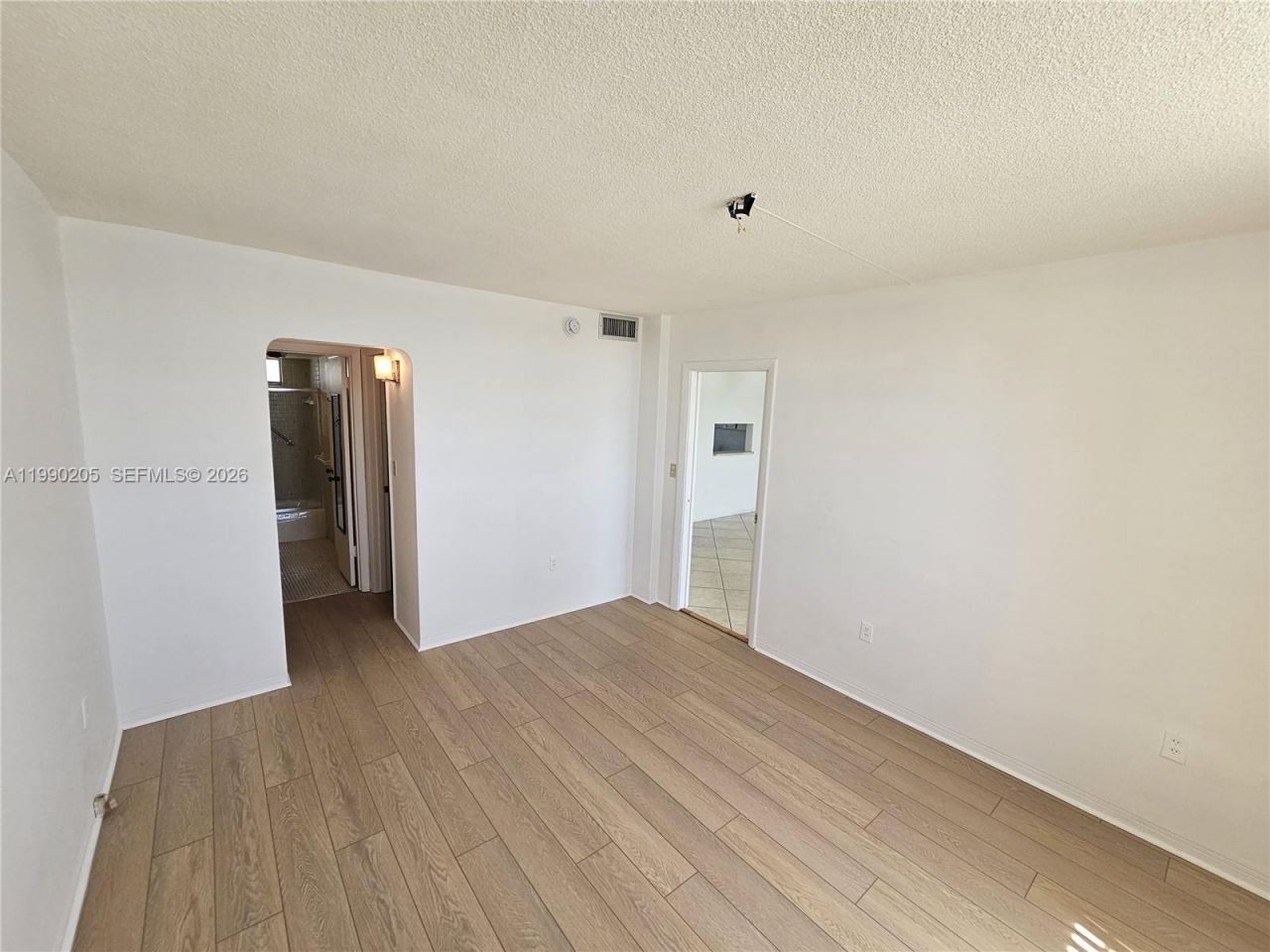 3020 Marcos Dr , Unit S310, Aventura, FL 33160 Photo