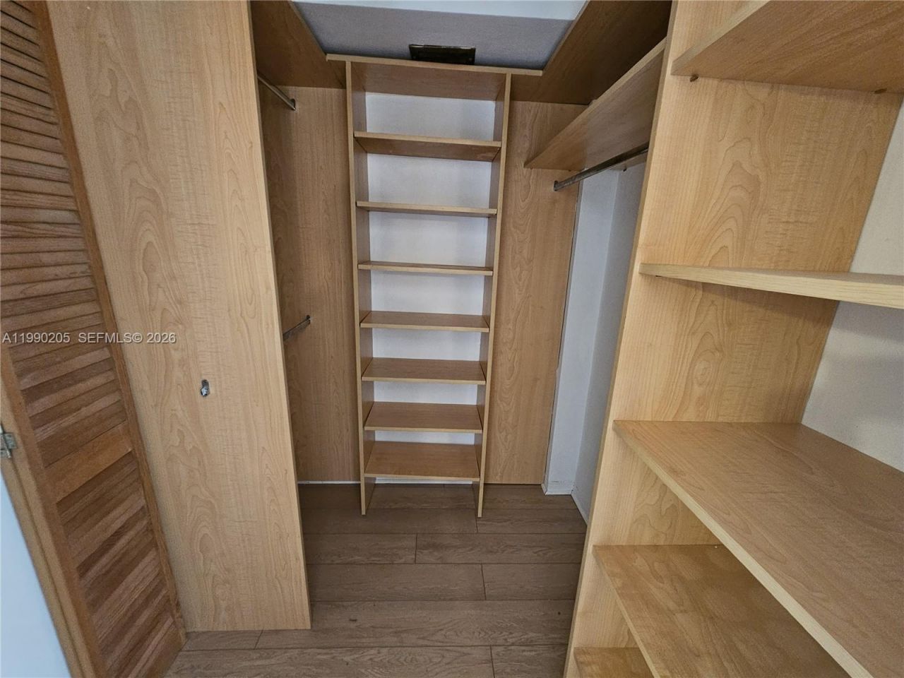 3020 Marcos Dr , Unit S310, Aventura, FL 33160 Photo