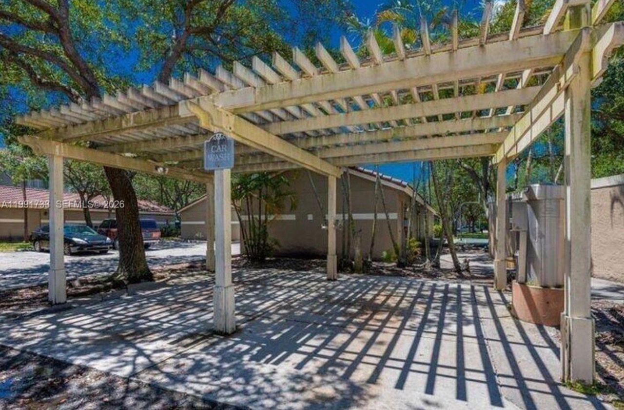 1780 Palm Cove, Unit 6-202, Delray Beach, FL 33445 Photo