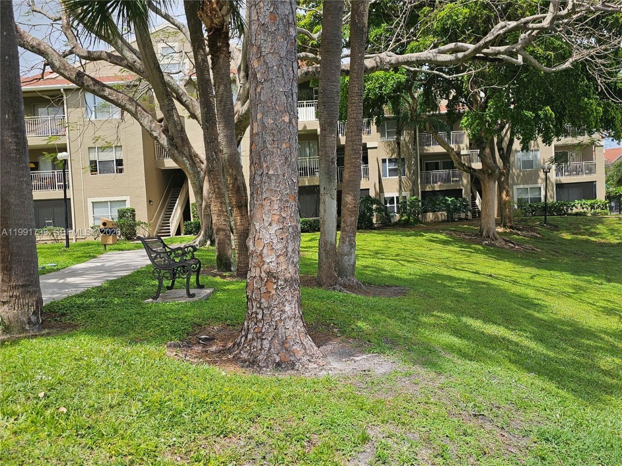 1780 Palm Cove, Unit 6-202, Delray Beach, FL 33445 Photo