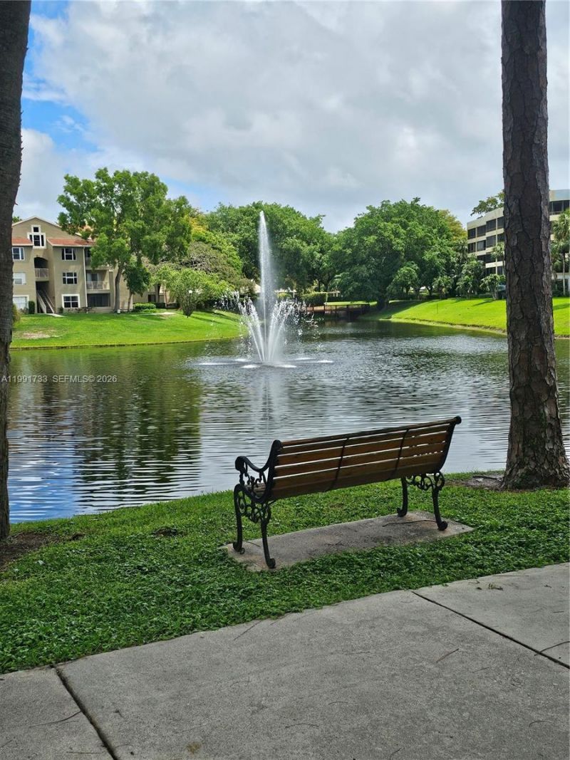 1780 Palm Cove, Unit 6-202, Delray Beach, FL 33445 Photo