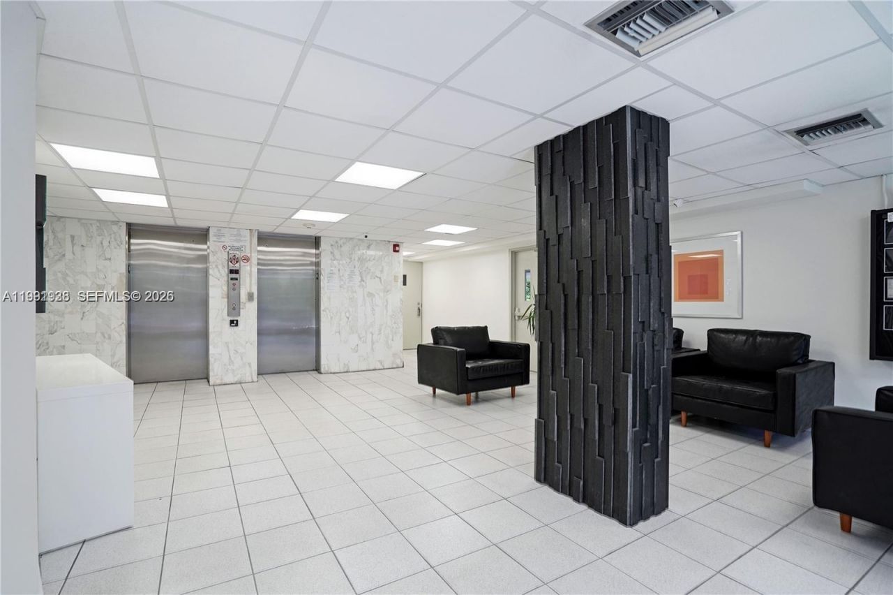 245 18th St , Unit 703, Miami Beach, FL 33139 Photo