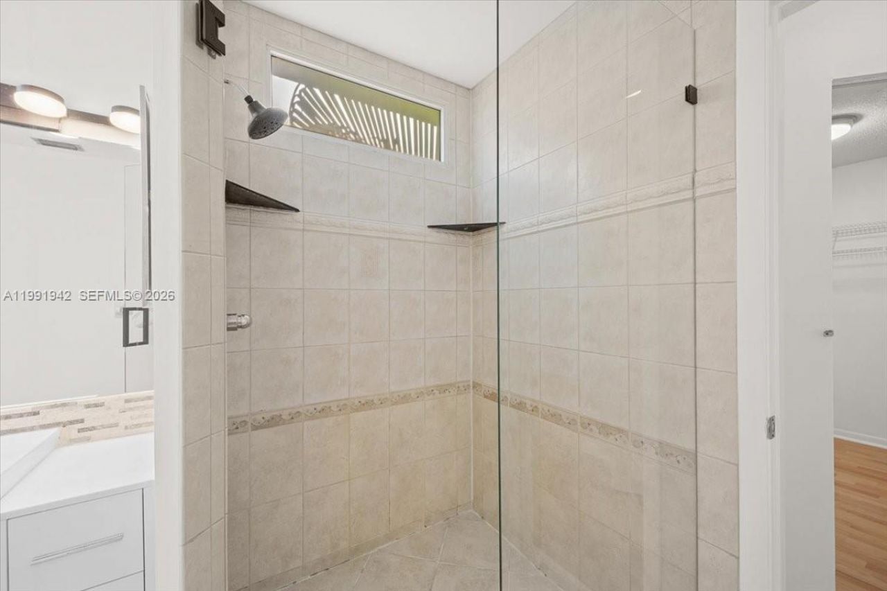 2560 Bass Way , Unit 2560, Cooper City, FL 33026 Photo