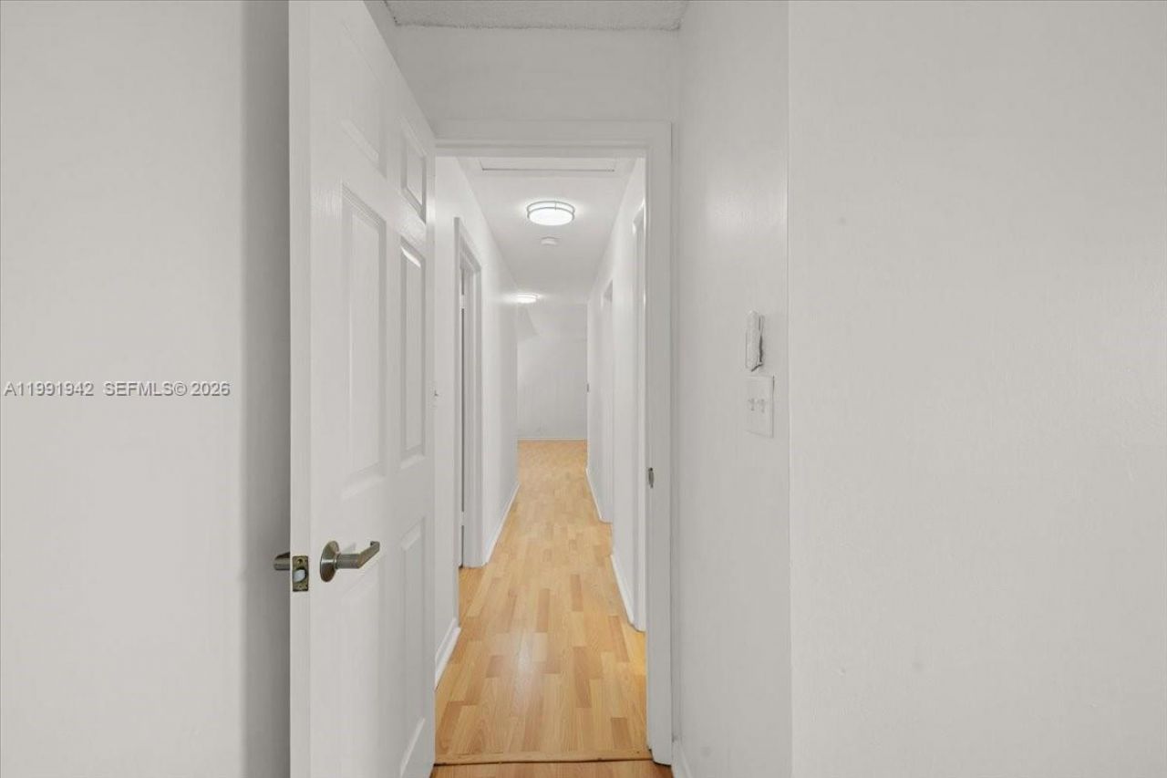 2560 Bass Way , Unit 2560, Cooper City, FL 33026 Photo