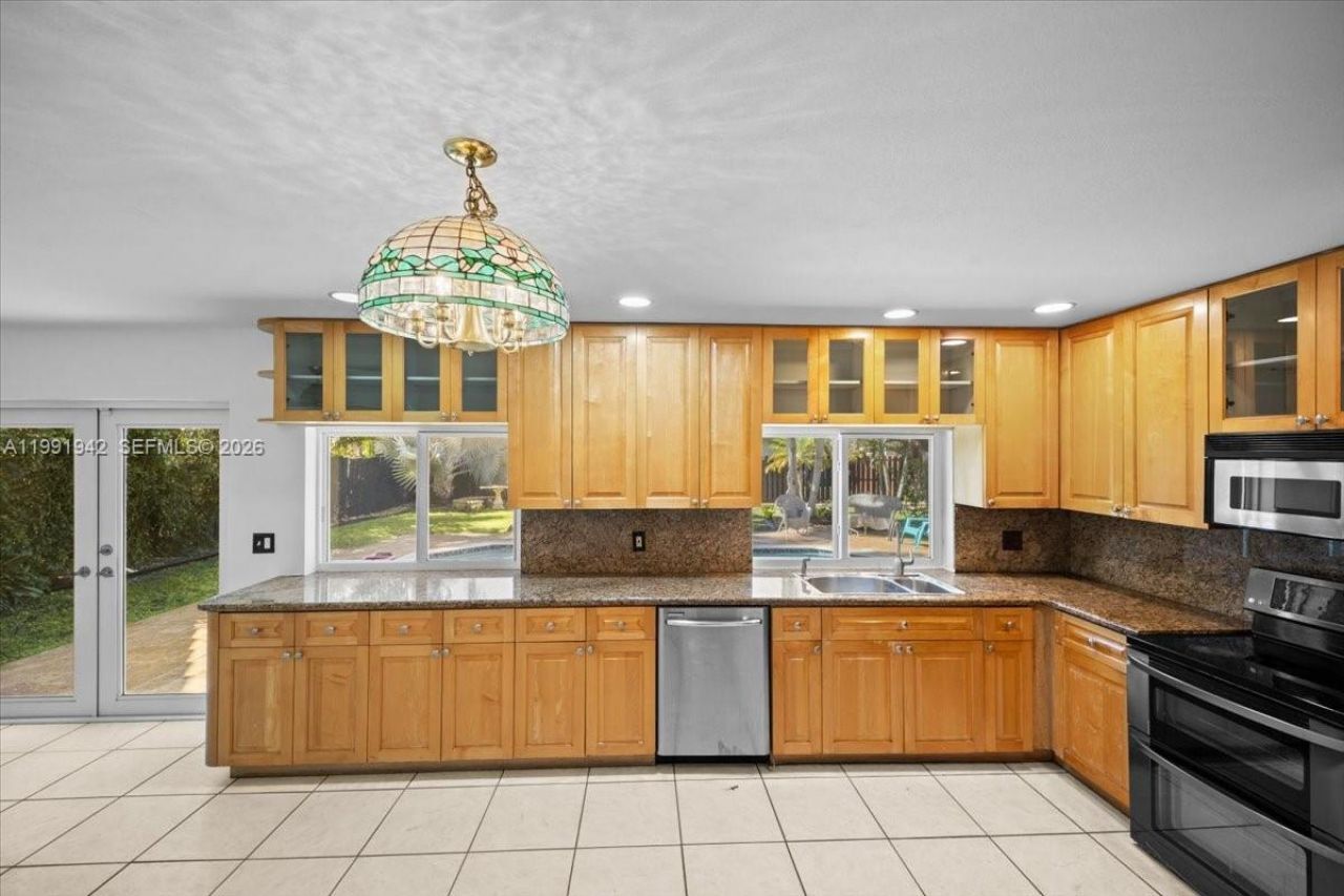 2560 Bass Way , Unit 2560, Cooper City, FL 33026 Photo