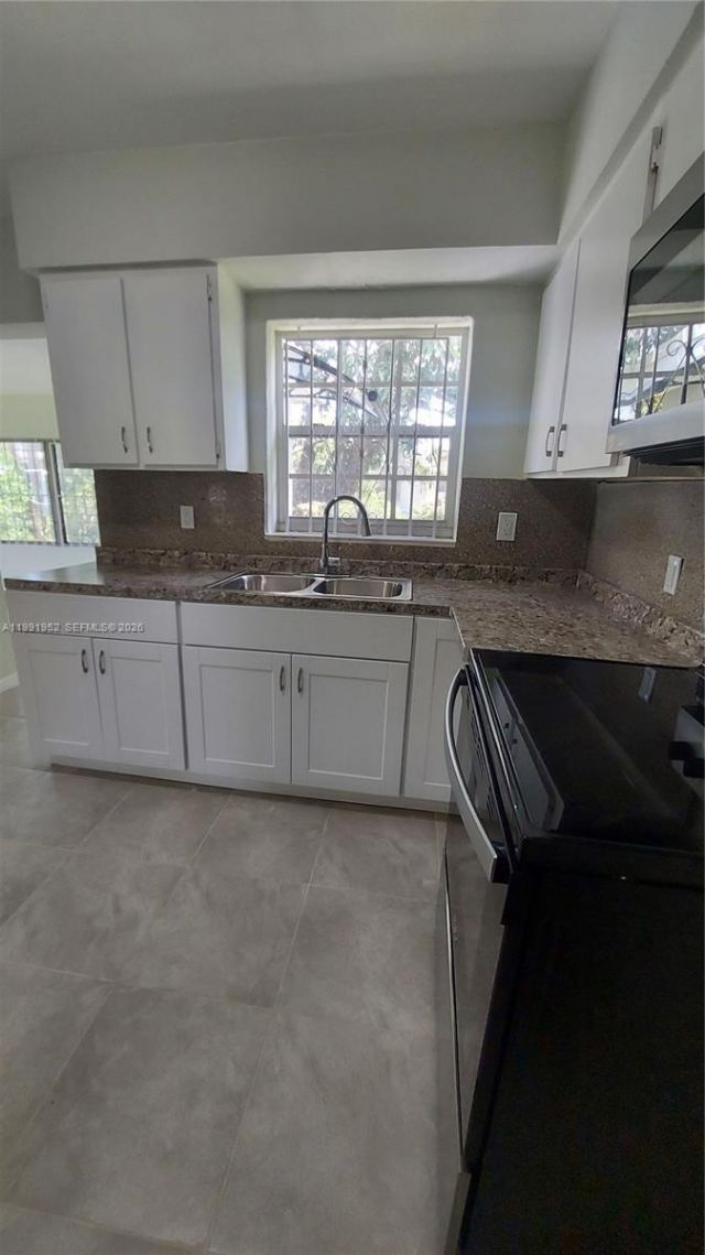 8915 NW 10th Ave, Unit 8915, Miami, FL 33150 Photo