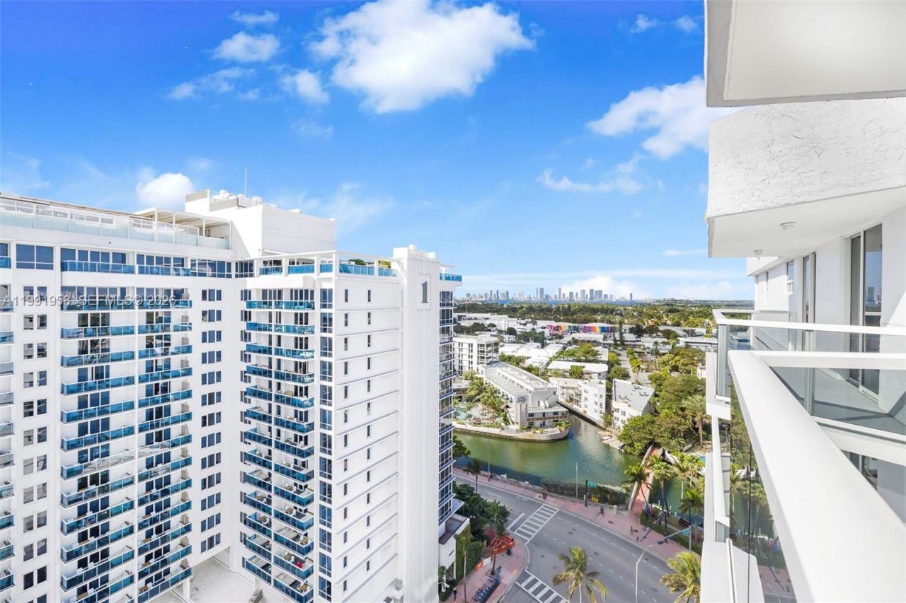 2401 Collins Ave , Unit 1906, Miami Beach, FL 33140 Photo