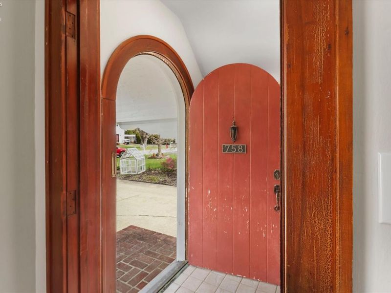 758 Barker Road, Fremont, OH 43420 Photo 5