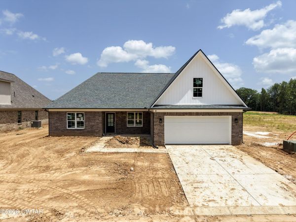 18 Cecellia Cove, Jackson, TN 38305